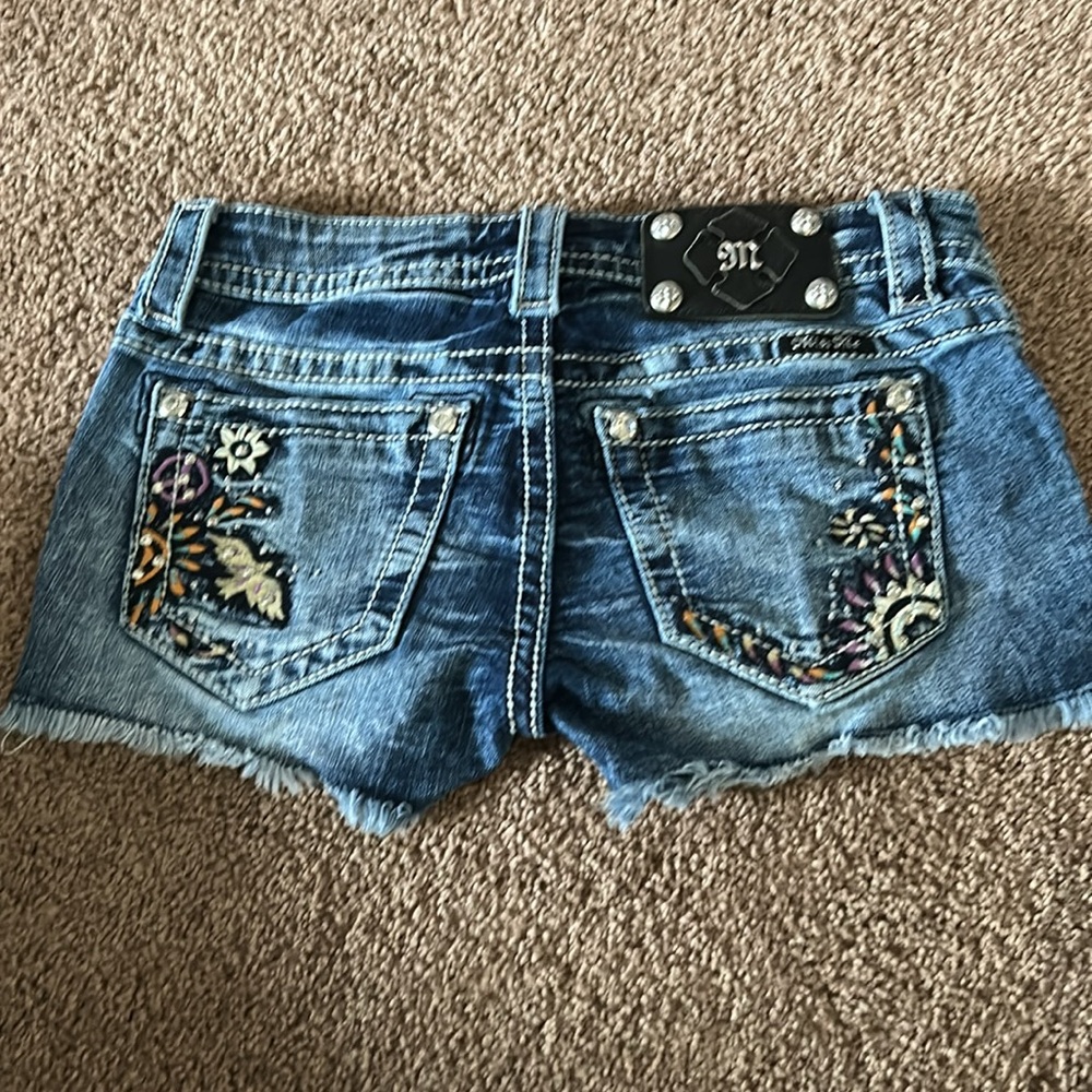 Miss Me shorts - Picture 2 of 3